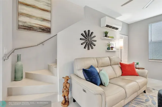 $799,000 | 397 Sundial Circle, Unit 397, Margate, FL 33068