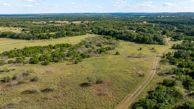 $1,817,018 | 10400 Fm 927, Iredell, TX 76649