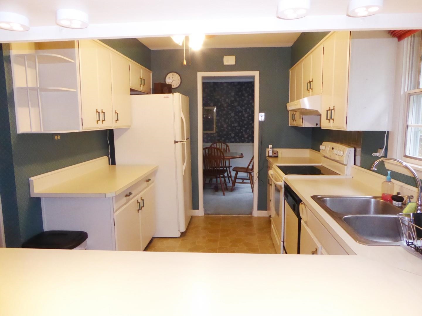 302 Juniper Ridge Shelburne, VT 05482 - Photo 7 of 20 Gallery Image 7
