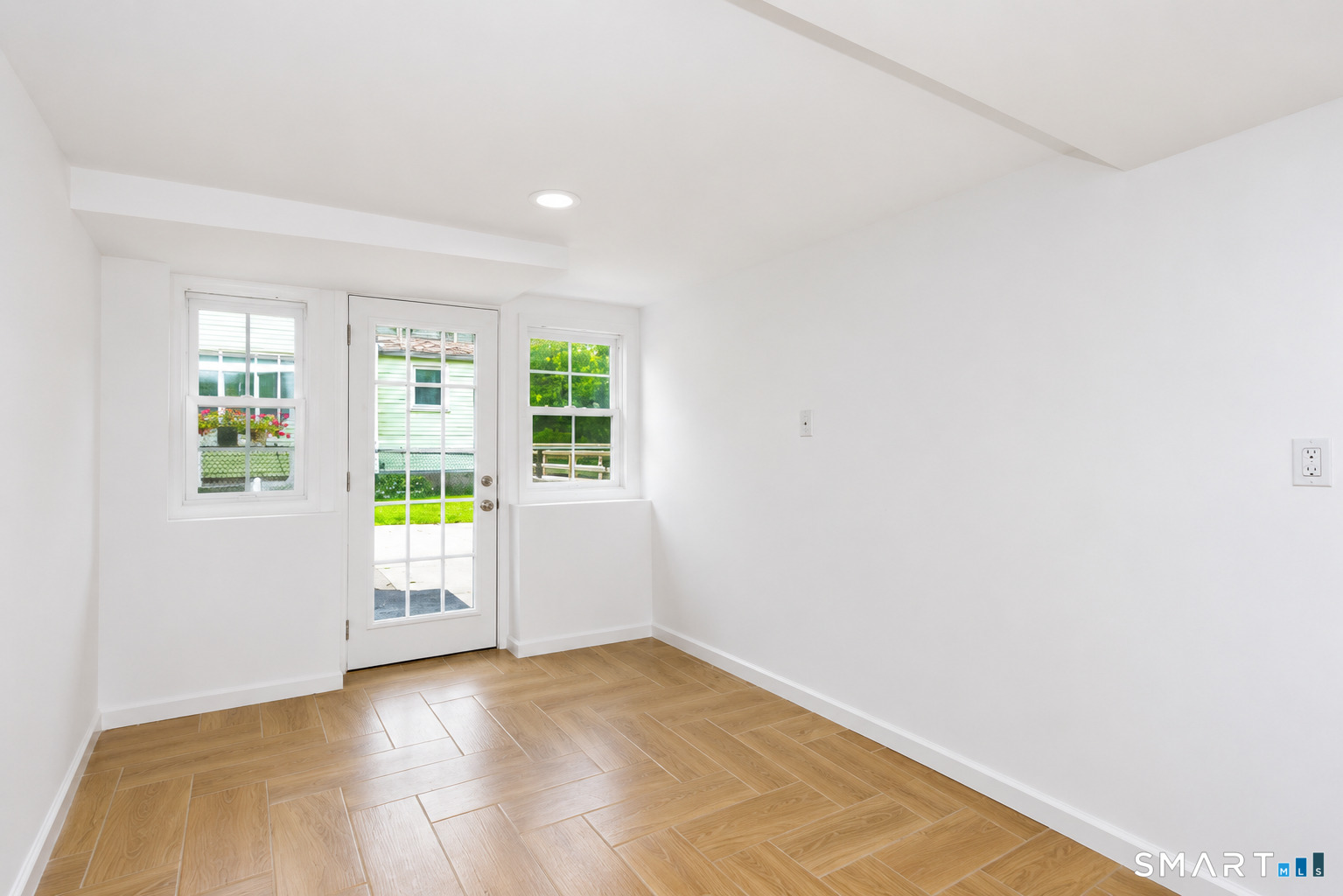 98 Woodmere Road West Hartford, CT 06119 - Photo 24 of 40