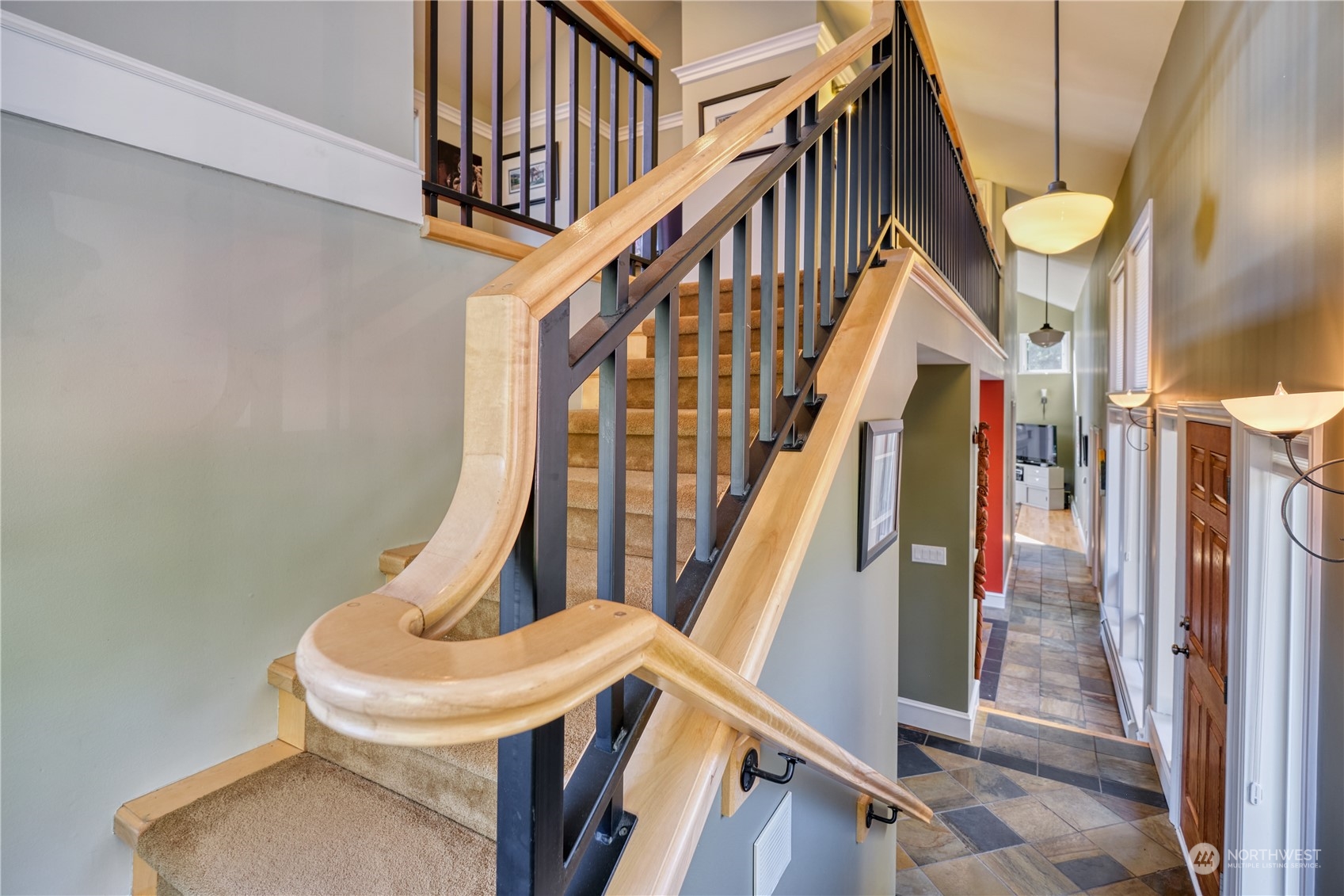 589 South Beach Road Point Roberts, WA 98281 - Photo 19 of 37 a view of entryway