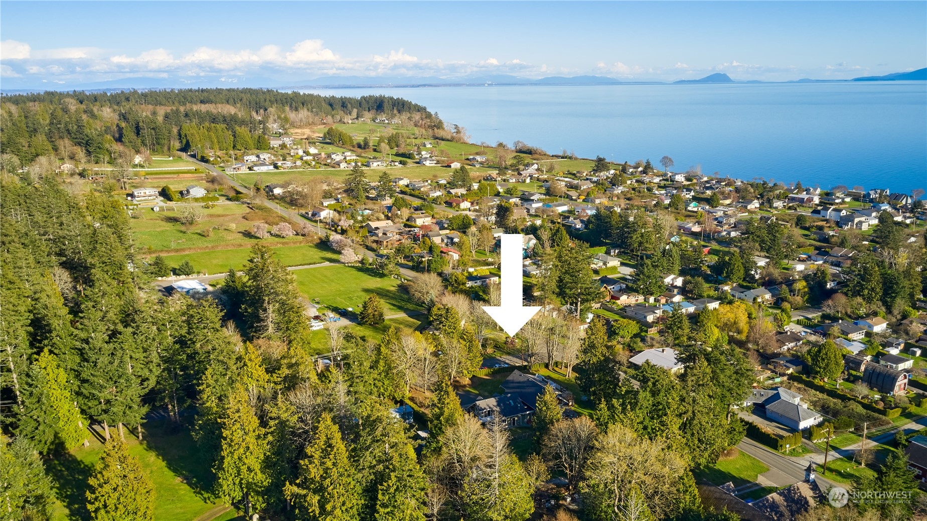 589 South Beach Road Point Roberts, WA 98281 - Photo 3 of 37 a view of lake view
