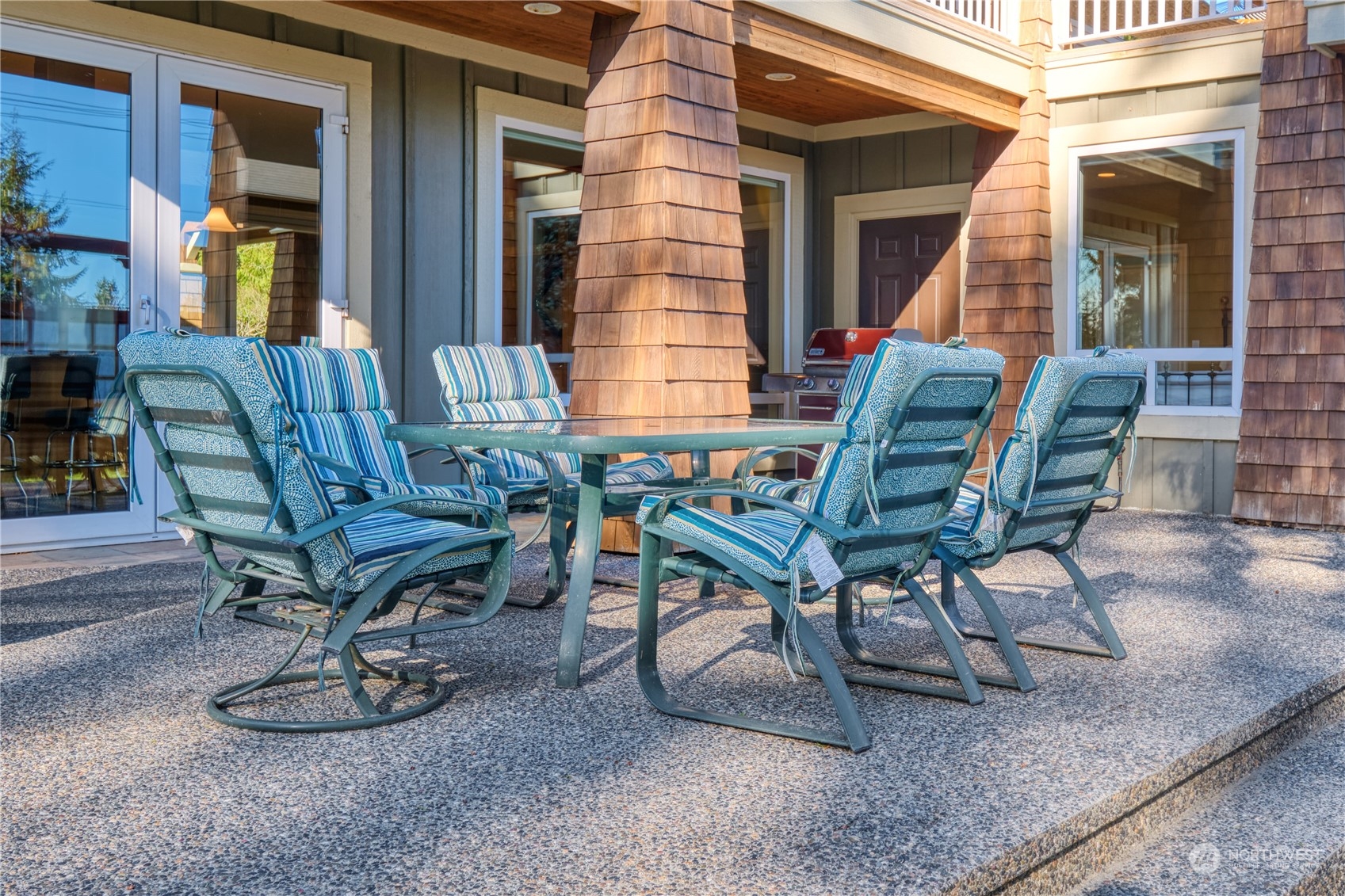 589 South Beach Road Point Roberts, WA 98281 - Photo 9 of 37 a view of a two chairs in the patio