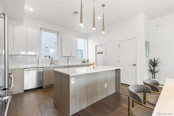 $4,250 | 1608 Irving Street, Denver, CO 80204