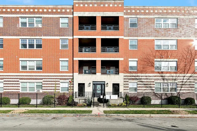 $3,650 | 6156 South Kenwood Avenue, Unit 1E, Chicago, IL 60637