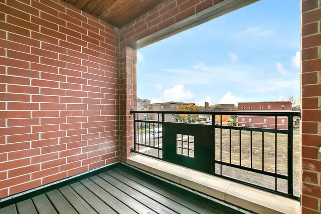 $3,650 | 6156 South Kenwood Avenue, Unit 1E, Chicago, IL 60637