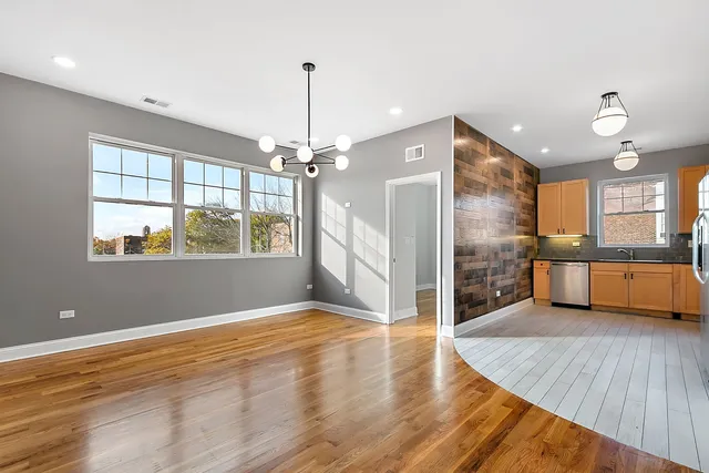 $3,650 | 6156 South Kenwood Avenue, Unit 1E, Chicago, IL 60637