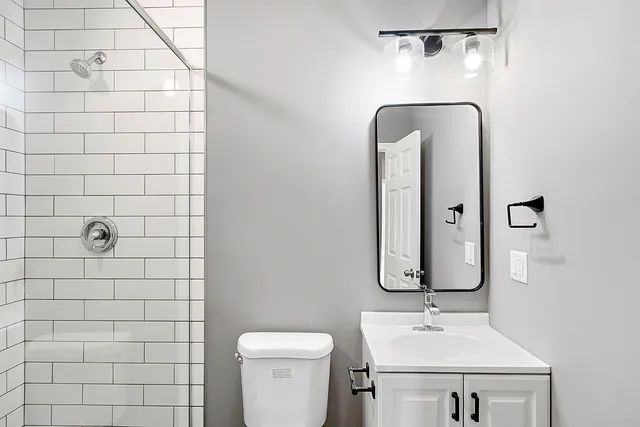 $3,650 | 6156 South Kenwood Avenue, Unit 1E, Chicago, IL 60637