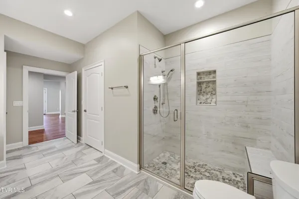 $1,075,000 | 1184 Cliffview Circle, Johnson City, TN 37615