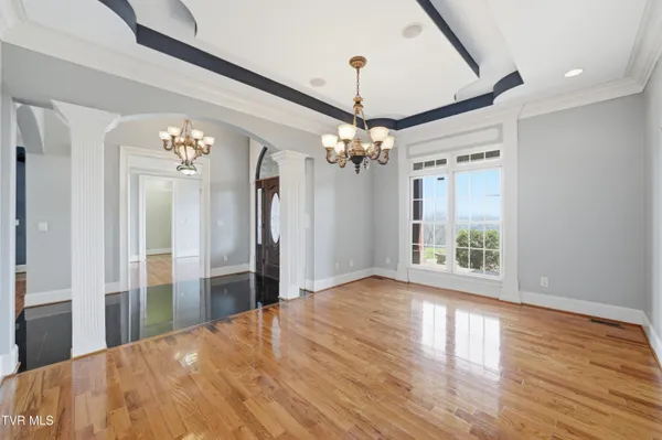 $1,100,000 | 1184 Cliffview Circle, Johnson City, TN 37615