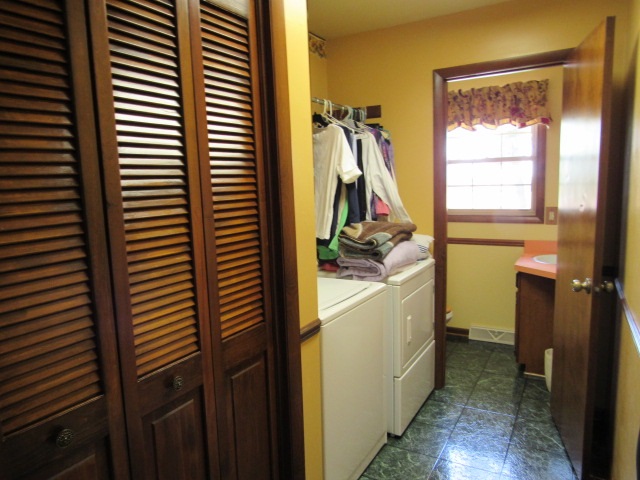 701 Winkler Ferry Road Mount Vernon, IN 47620 - Photo 23 of 36