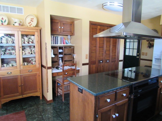 701 Winkler Ferry Road Mount Vernon, IN 47620 - Photo 6 of 36