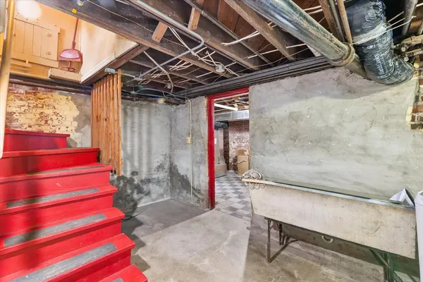 $499,900 | 705 West Michigan Avenue, Urbana, IL 61801