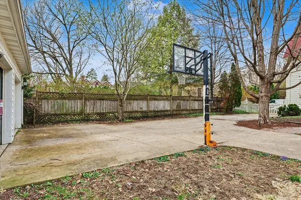 $499,900 | 705 West Michigan Avenue, Urbana, IL 61801