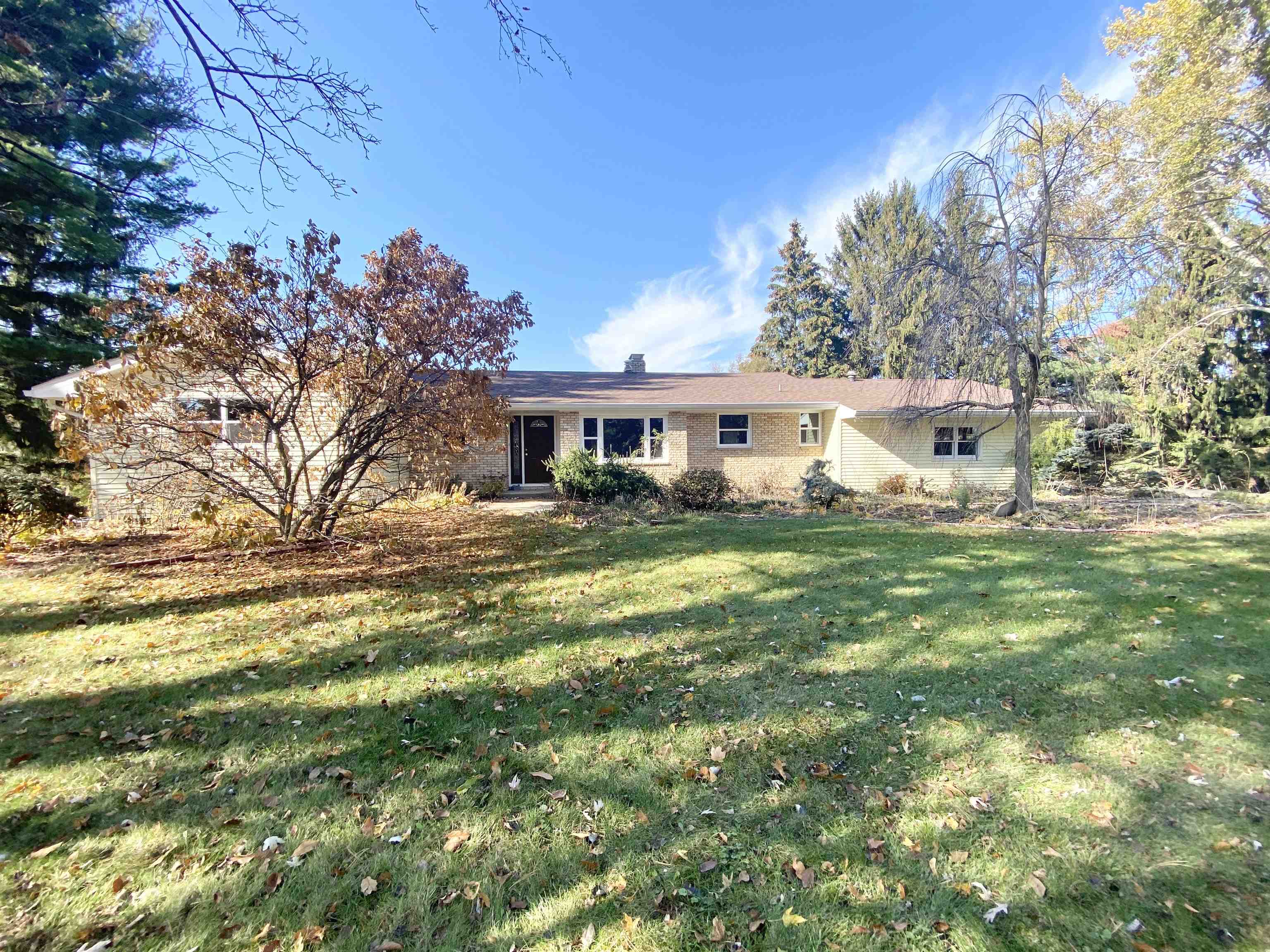 10414 Beaver Valley Road Belvidere, IL 61008 - Photo 1 of 20 a house view with garden space