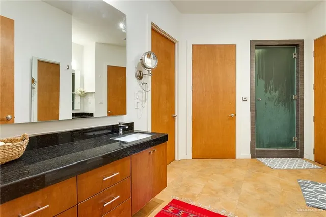 $5,000 | 2404 South 43rd Street, McAllen, TX 78503