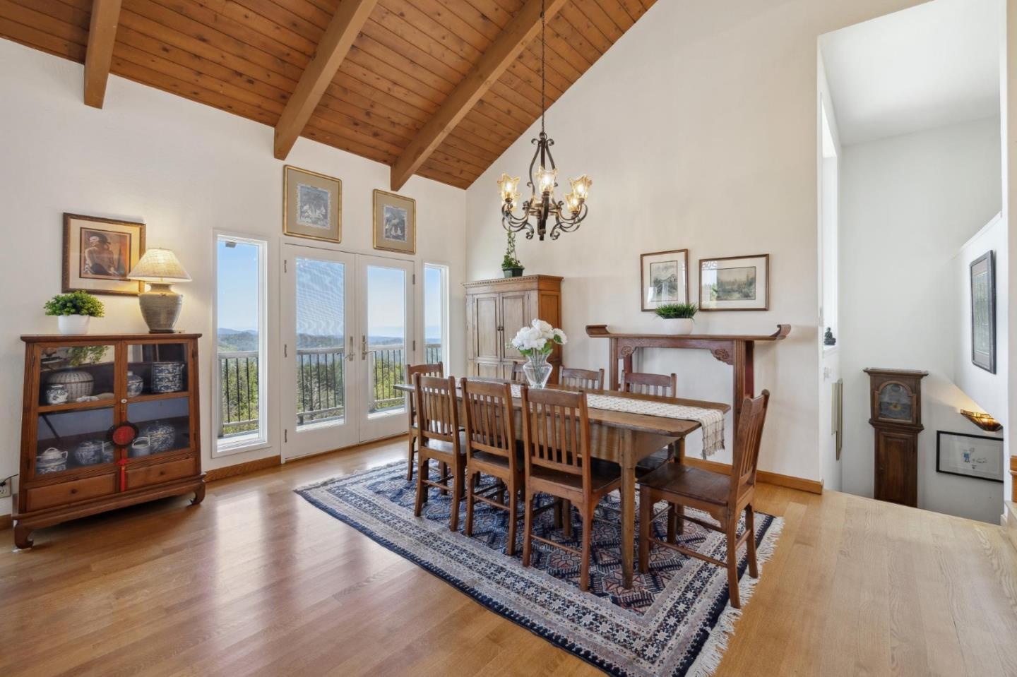 20025 Beatty Ridge Road Los Gatos, CA 95033 - Photo 16 of 58 Gallery Image 16