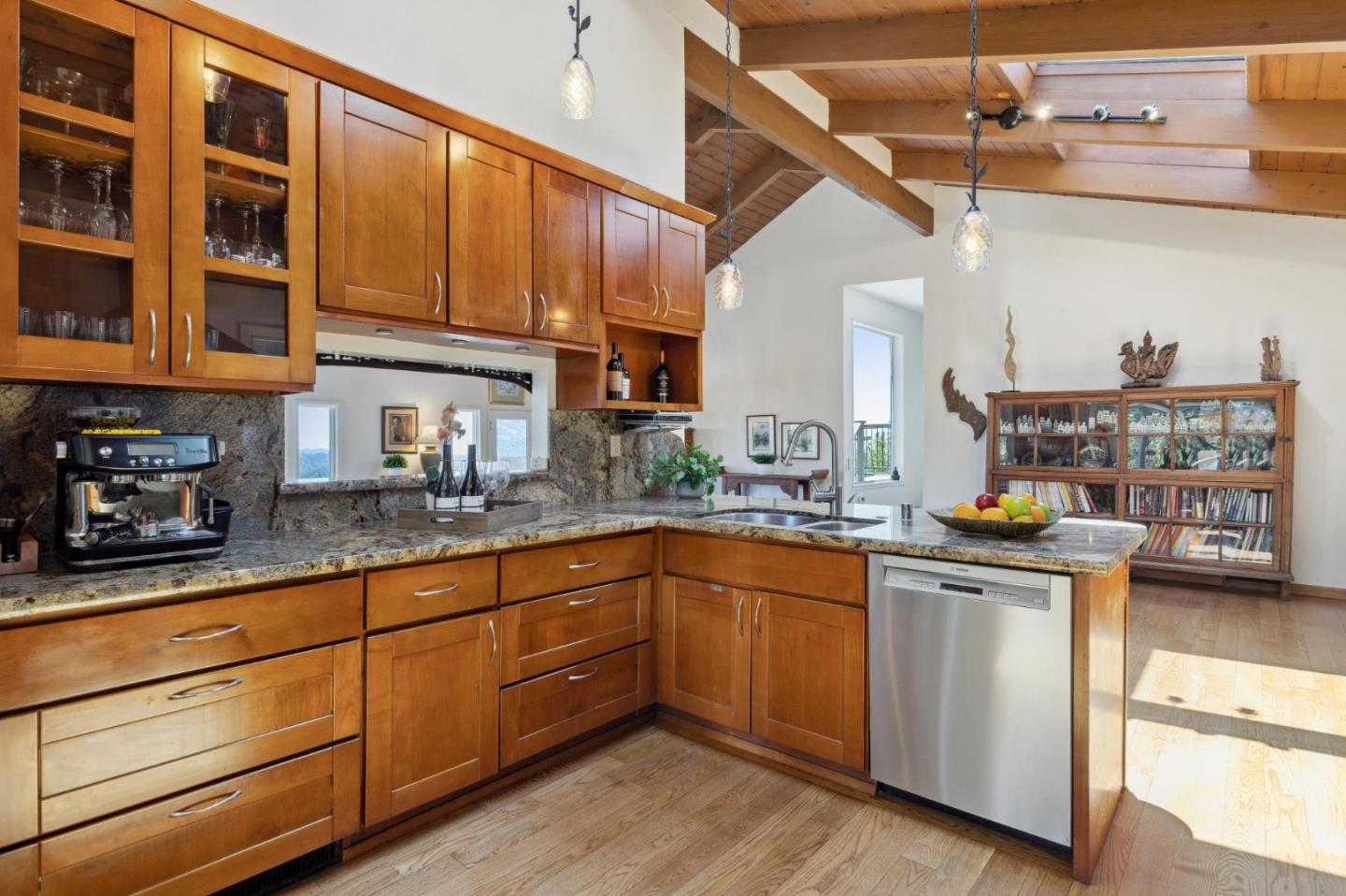 20025 Beatty Ridge Road Los Gatos, CA 95033 - Photo 5 of 58 Gallery Image 5