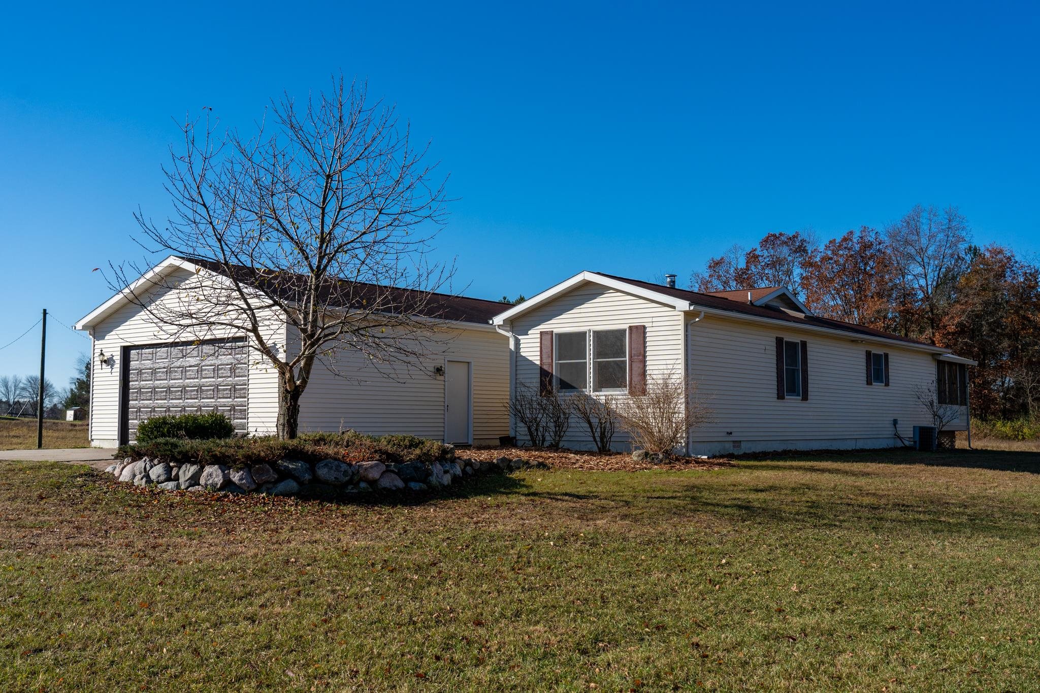 6556 South Coldwater Road Blanchard, MI 49310 - Photo 4 of 72