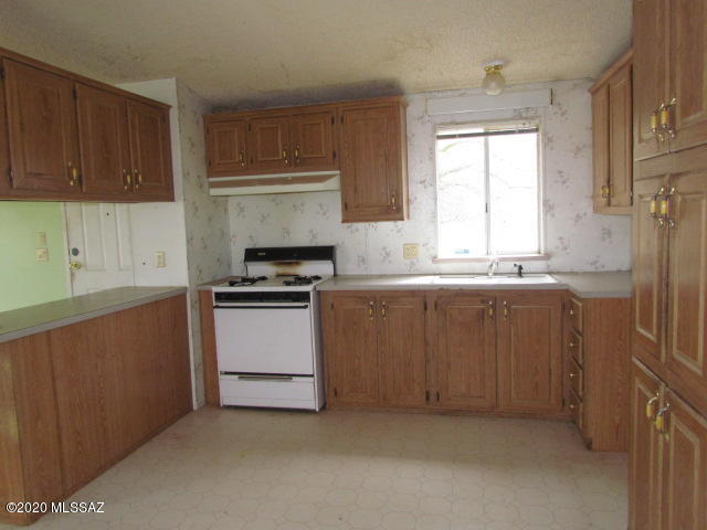 17621 West Picacho Road Marana, AZ 85653 - Photo 3 of 26