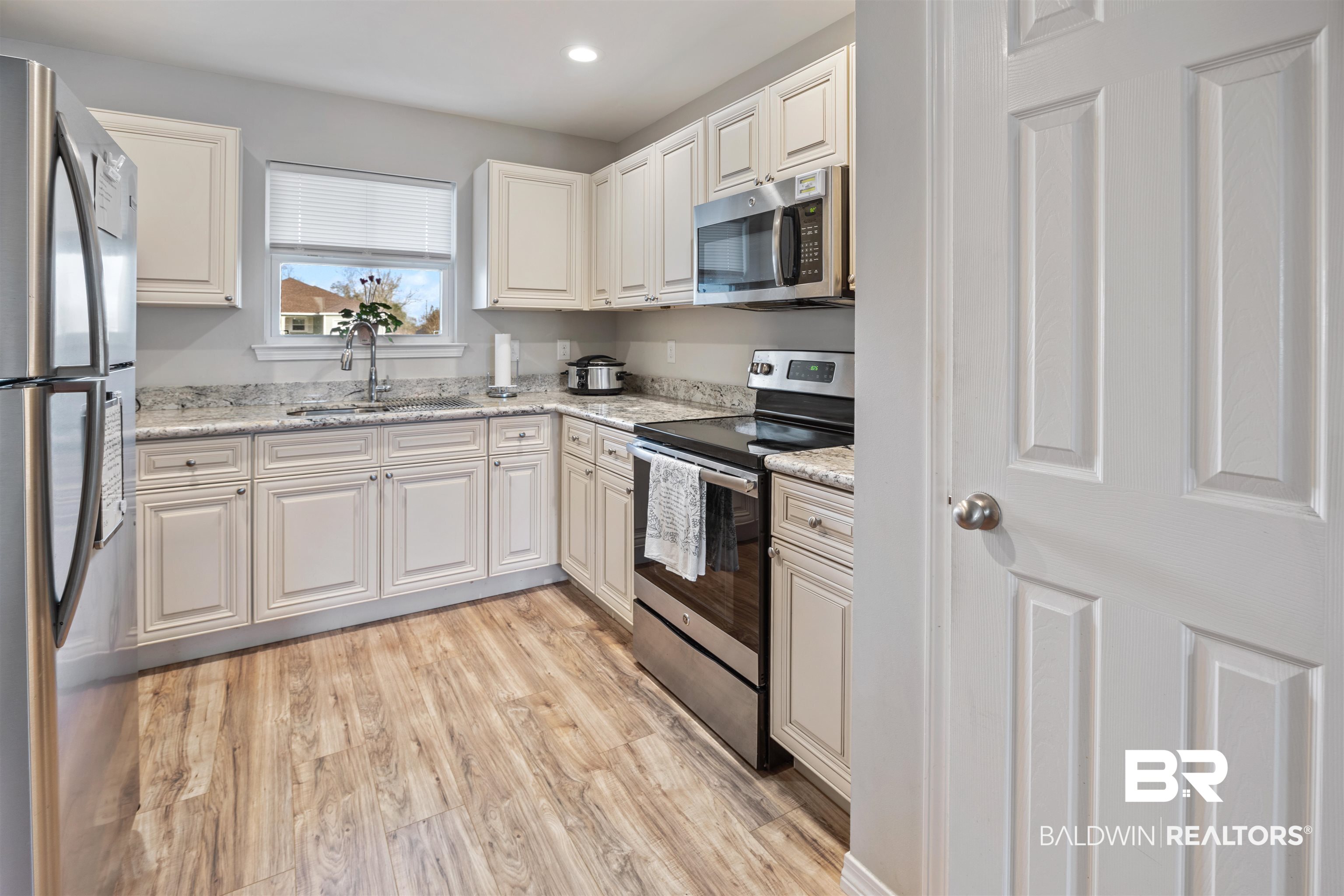 920 Sentinel Circle Foley, AL 36535 - Photo 8 of 26