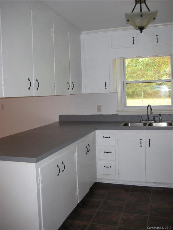 204 Pinkney Road Dallas, NC 28034 - Photo 24 of 29 Gallery Image 24