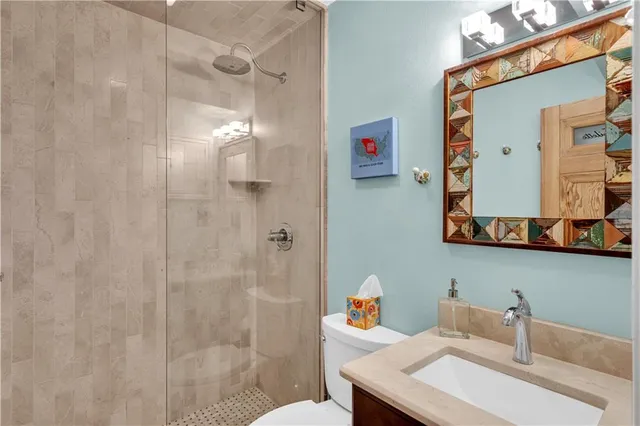 $240,000 | 3201 St Charles Avenue, Unit 218, New Orleans, LA 70115