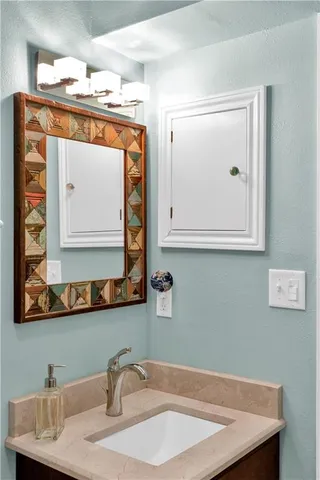 $240,000 | 3201 St Charles Avenue, Unit 218, New Orleans, LA 70115