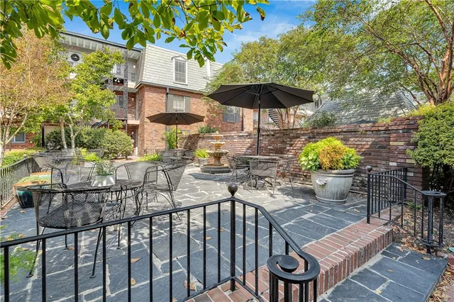 $240,000 | 3201 St Charles Avenue, Unit 218, New Orleans, LA 70115