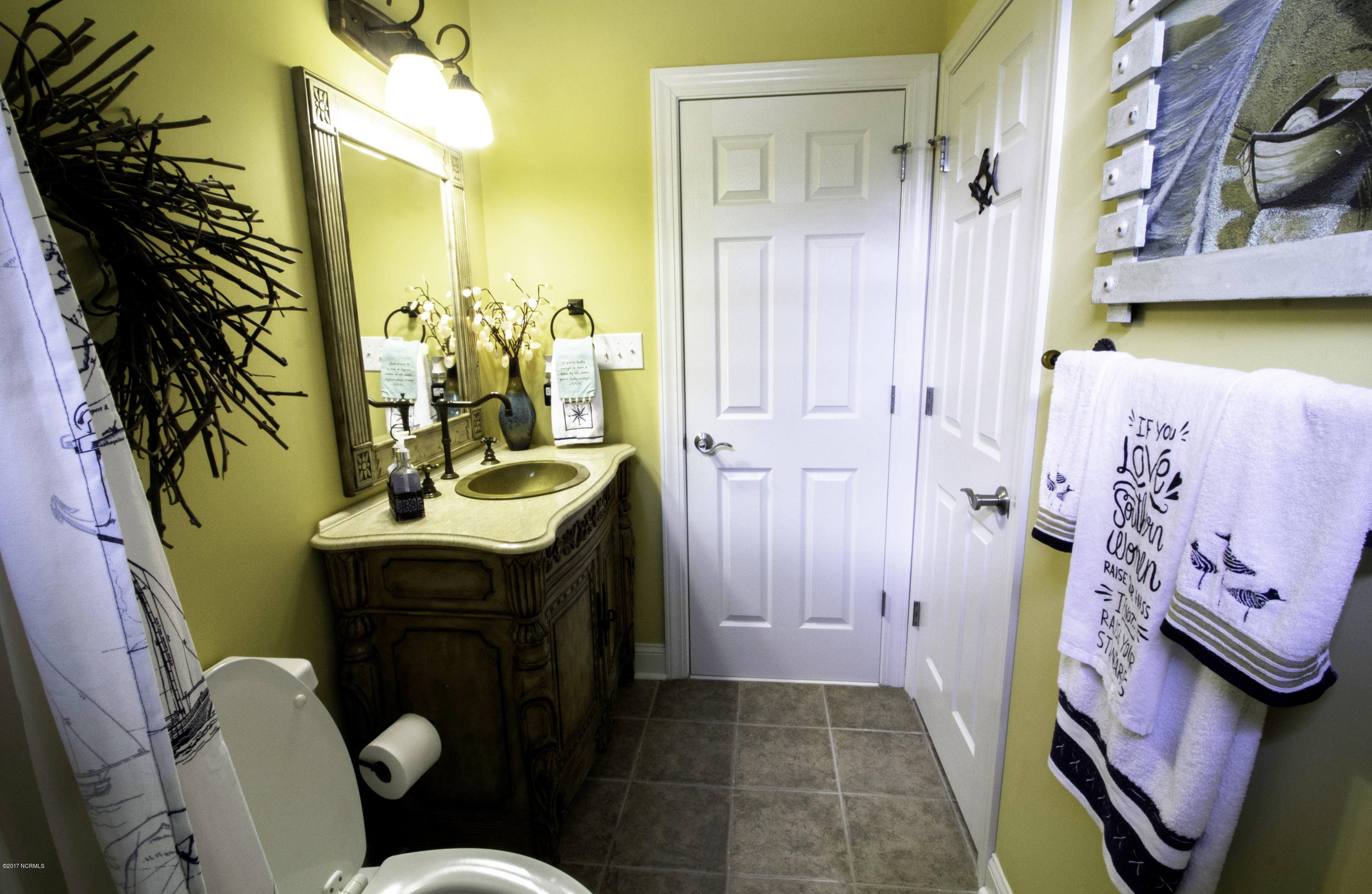 104 Raft Road New Bern, NC 28562 - Photo 32 of 56 Guest Bath2