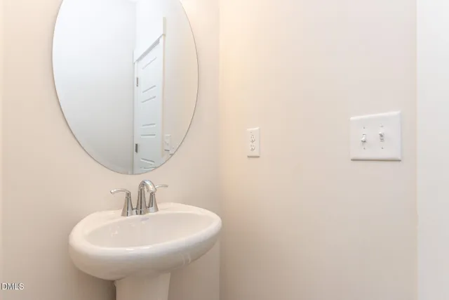 $559,900 | 354 North Vlg Parkway, Pittsboro, NC 27312