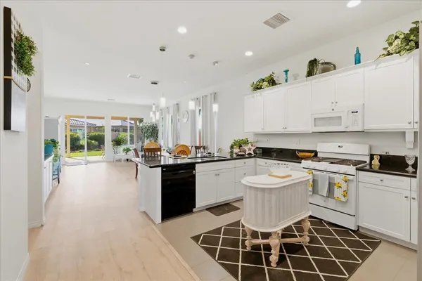 $460,000 | 44027 Triolo Way, Indio, CA 92203