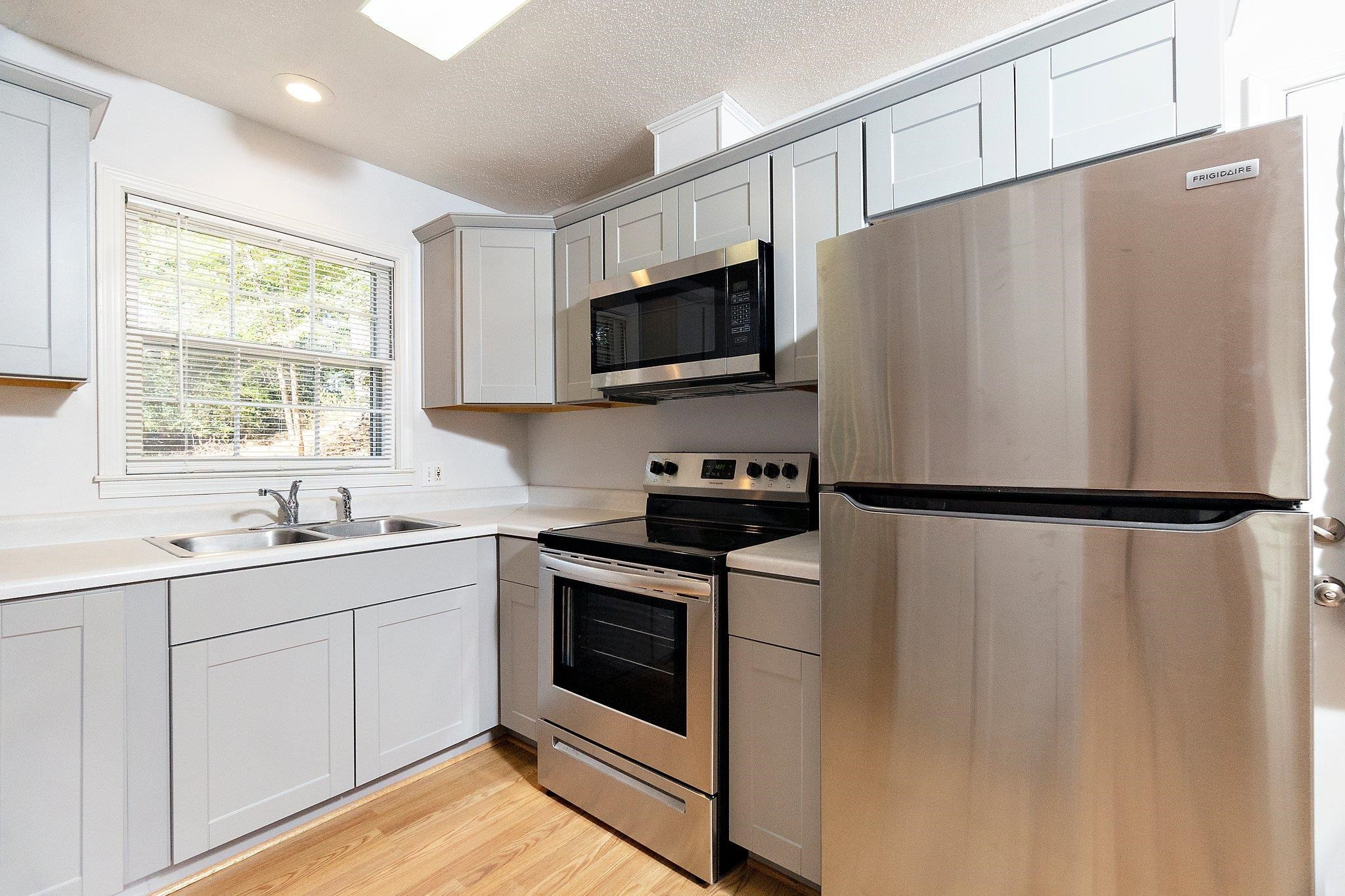 604 Old Farm Road Raleigh, NC 27606 - Photo 13 of 30 Photo 13