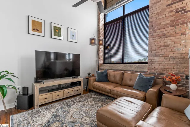 $329,000 | 300 South Street, Unit 203, Simpsonville, SC 29681