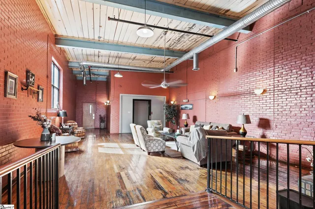 $329,000 | 300 South Street, Unit 203, Simpsonville, SC 29681