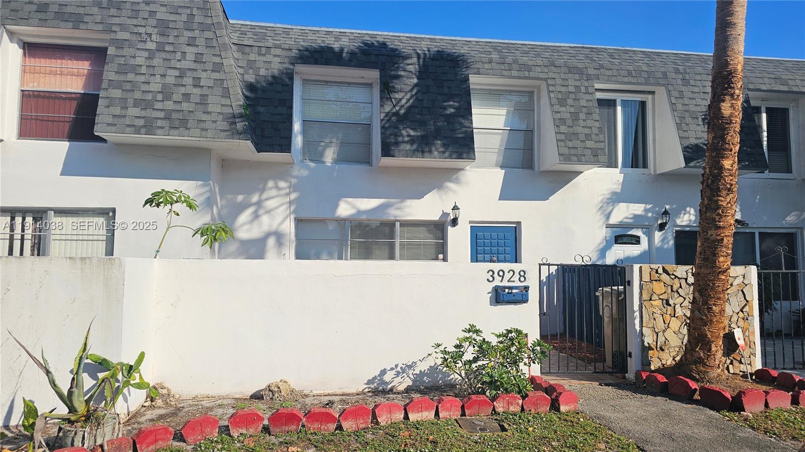 3928 Southwest 67th Way, Unit 97 Davie, FL 33314 - Photo 2 of 9 front view of house