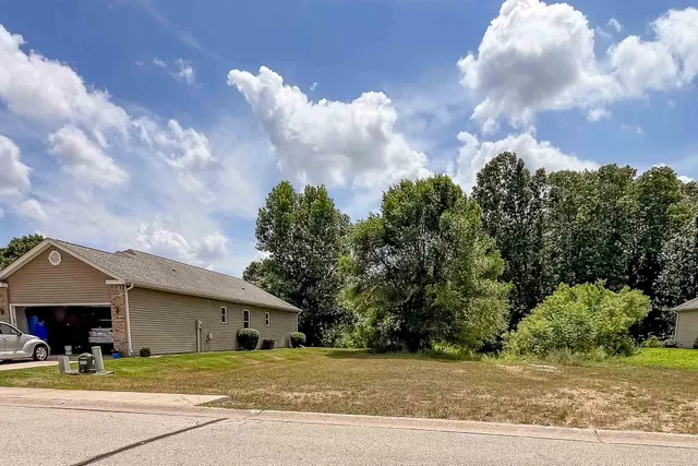 $659,900 | 2723 Sugarberry Lane, Niles, MI 49120