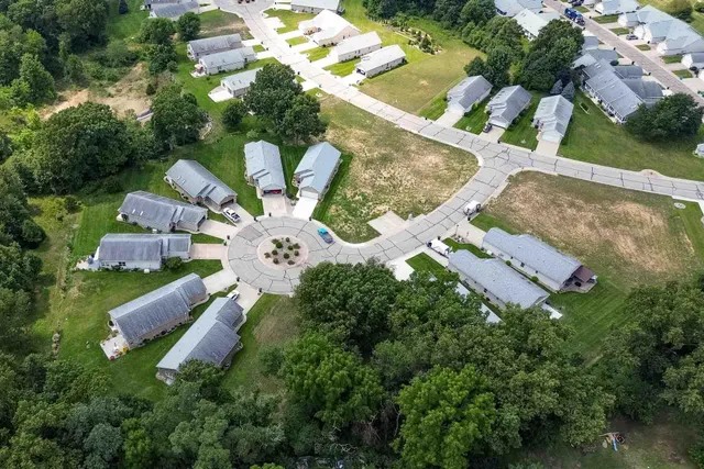 $659,900 | 2723 Sugarberry Lane, Niles, MI 49120