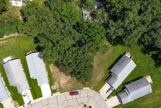 $659,900 | 2723 Sugarberry Lane, Niles, MI 49120