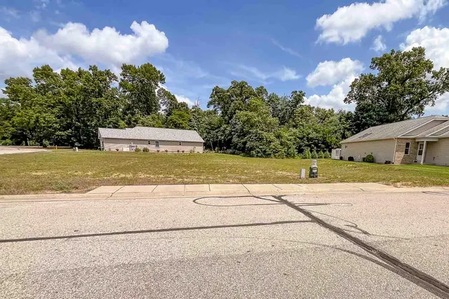 $659,900 | 2723 Sugarberry Lane, Niles, MI 49120