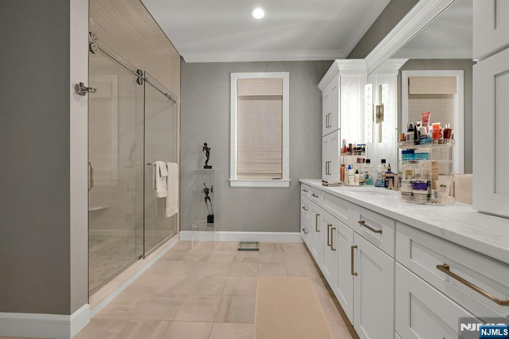 86 Fox Hedge Road Saddle River, NJ 07458 - Photo 34 of 44