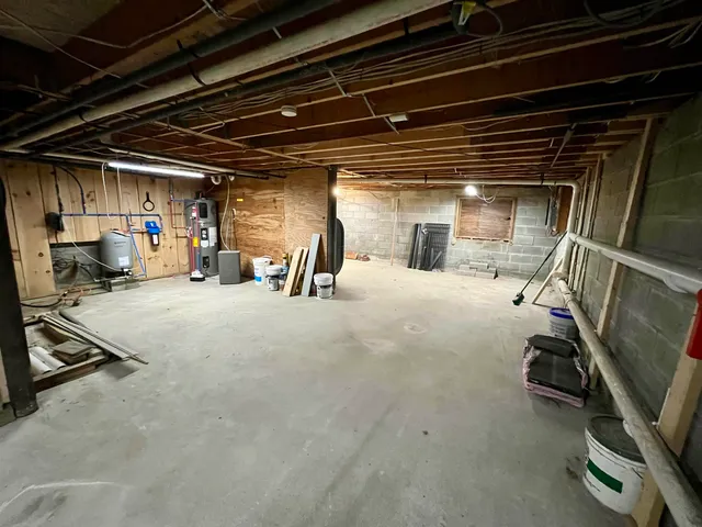 $359,900 | 913 Saw Mill Hill Road, Wells, VT 05774