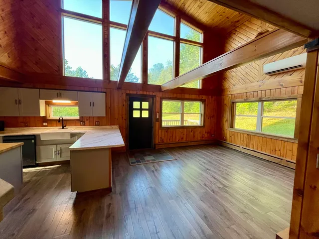 $359,900 | 913 Saw Mill Hill Road, Wells, VT 05774