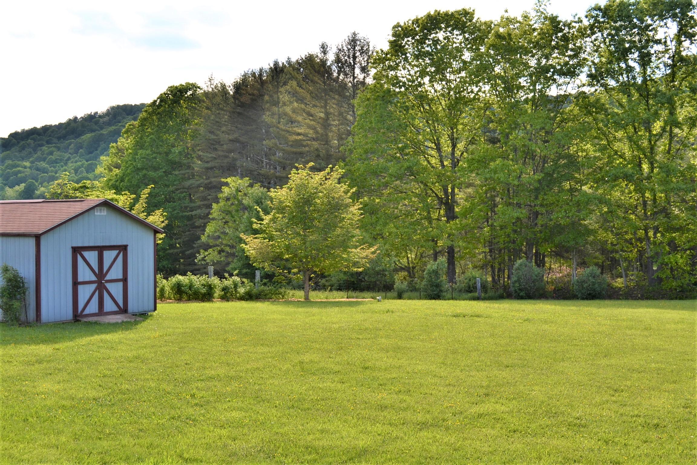 1640 Julia Road Renick, WV 24966 - Photo 27 of 77 Gallery Image 27