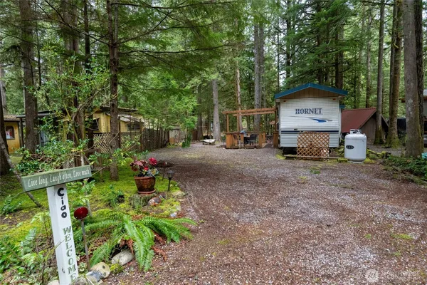 $24,500 | 2-3 Schinn Canyon Circle, Maple Falls, WA 98266