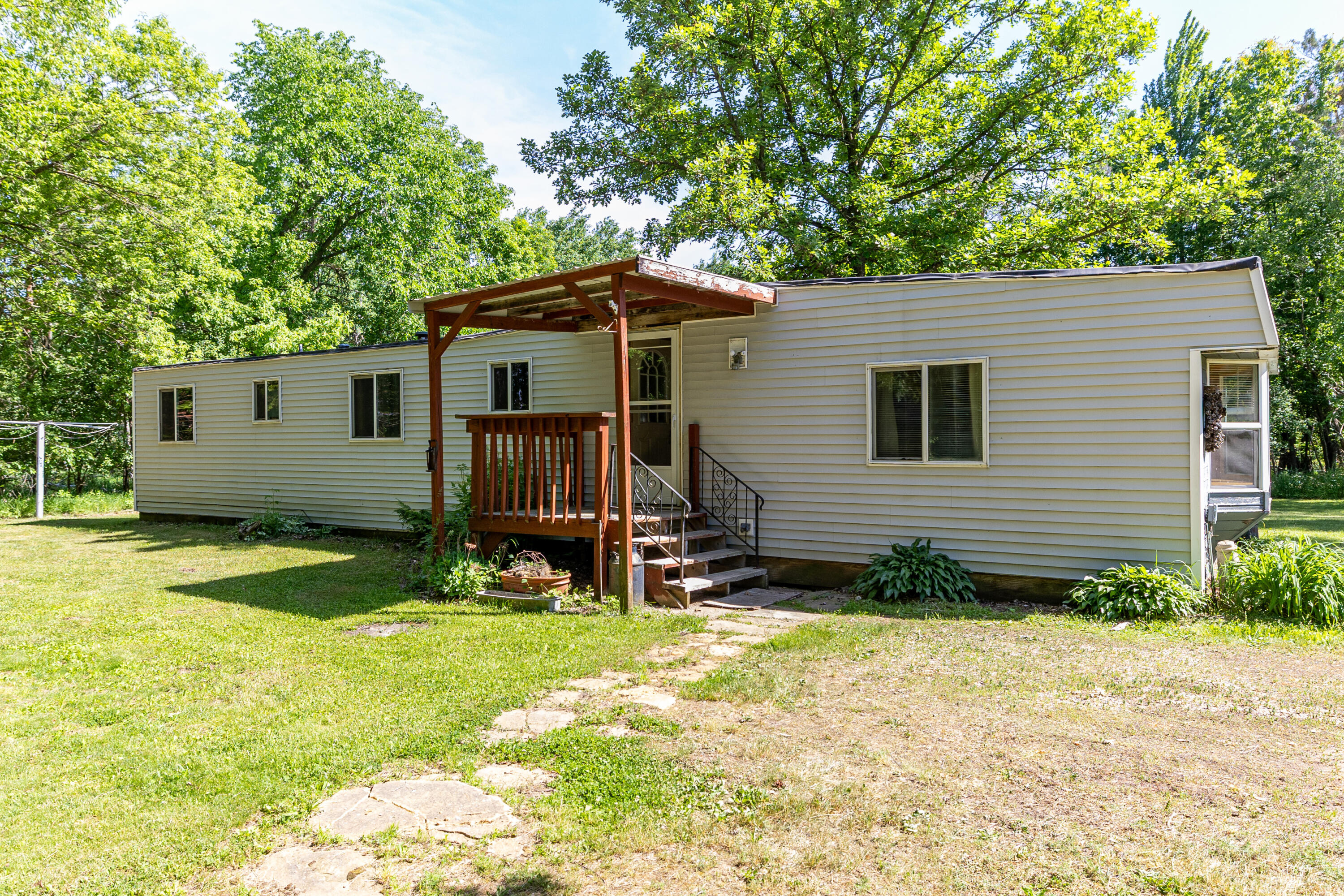 4678 Huser Road Seneca, WI 54489 - Photo 21 of 38 Exterior Side 2