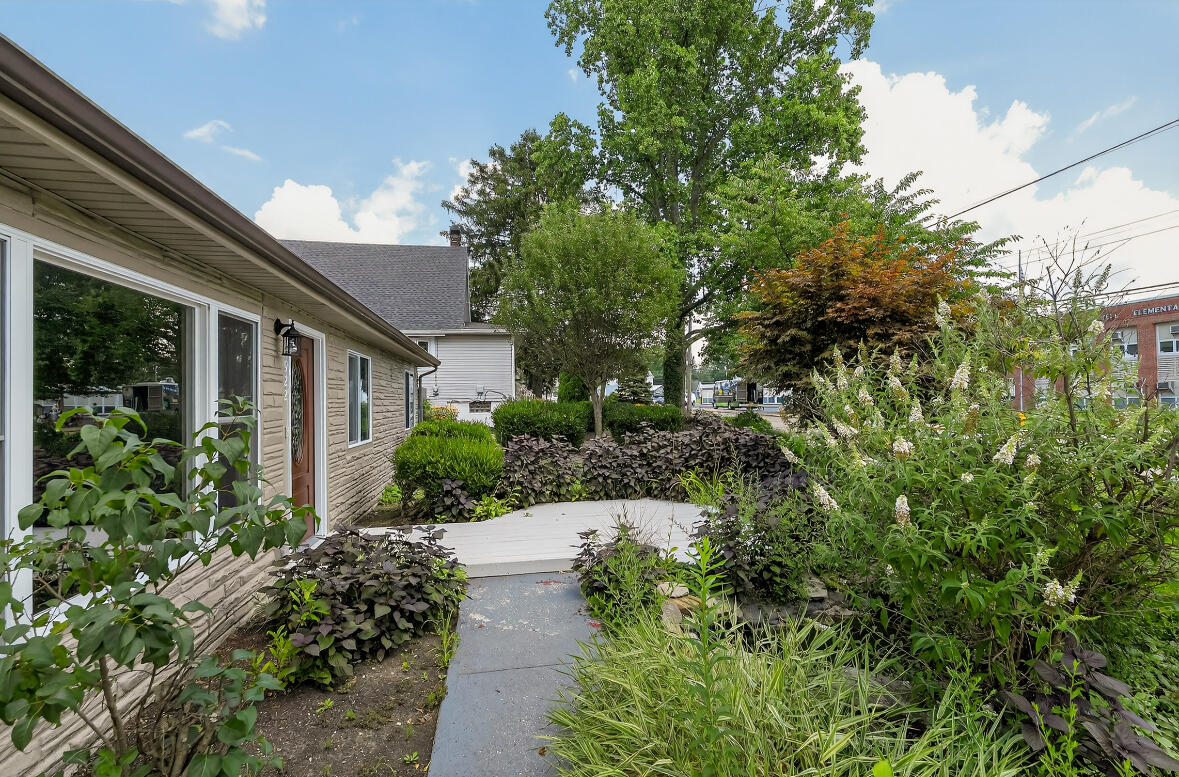 922 Central Row Road Erlanger, KY 41018 - Photo 3 of 27