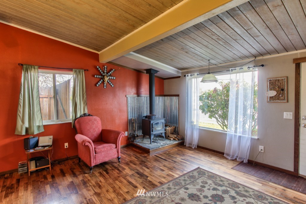 825 North Laventure Road Mount Vernon, WA 98273 - Photo 2 of 14 Gallery Image 2