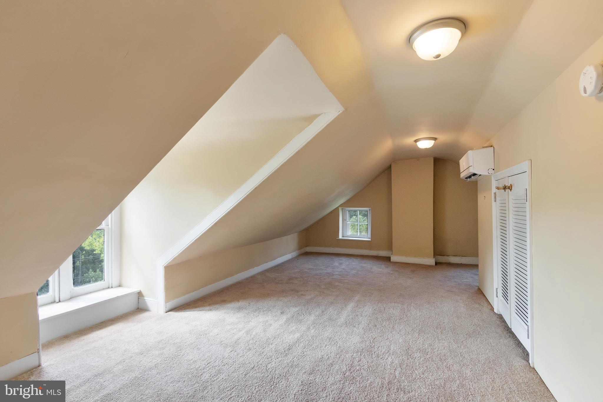 300 Ravenscliff Drive Springfield, PA 19064 - Photo 35 of 45 3RD FLOOR FINISHED ATTIC