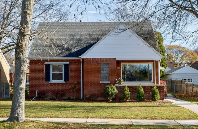 2930 North 86th Street, Milwaukee, WI 53222